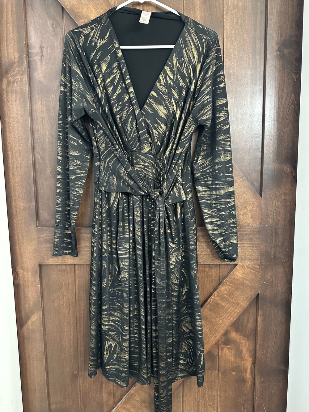 Source Unknown Black Dress with Metallic Gold Brushstroke Print